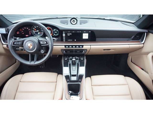 PORSCHE PORSCHE 911 2021