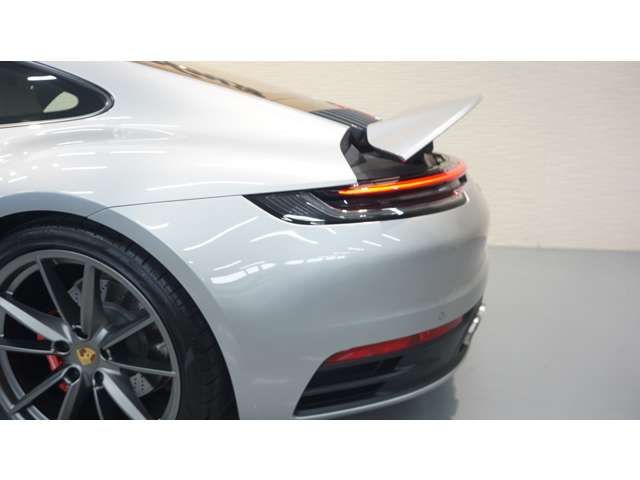 PORSCHE PORSCHE 911 2021