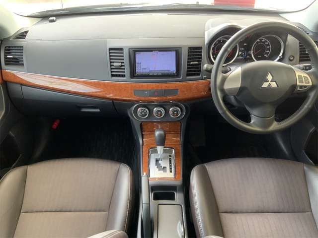 MITSUBISHI GALANT FORTIS 2012