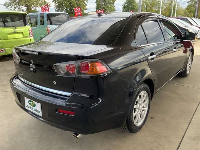 MITSUBISHI GALANT FORTIS 2012