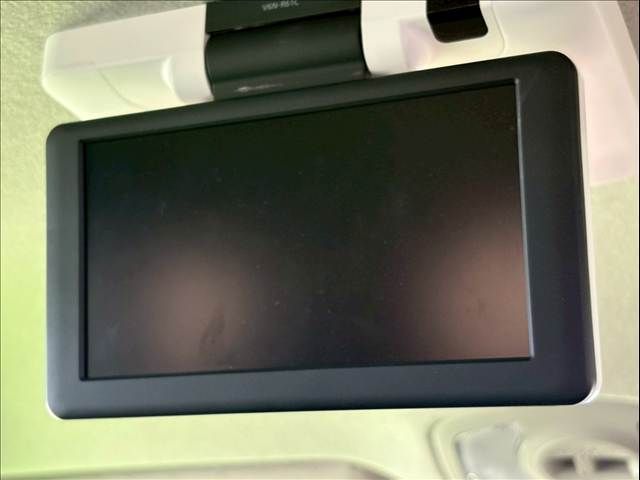 TOYOTA PRIUS Alpha 2015