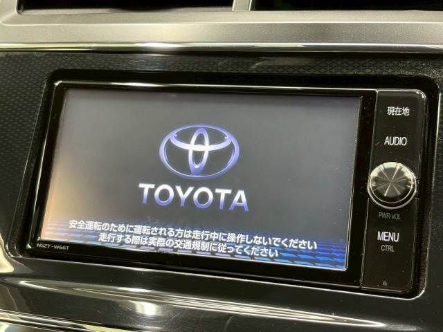 TOYOTA PRIUS Alpha 2018