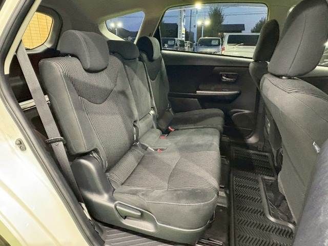 TOYOTA PRIUS Alpha 2018