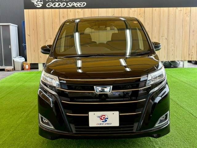 TOYOTA NOAH HYBRID 2018