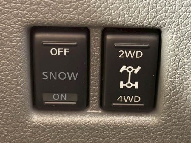 NISSAN NV350 CARAVAN 4WD 2020