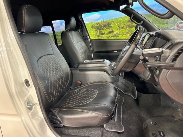 TOYOTA HIACE van 2WD 2022