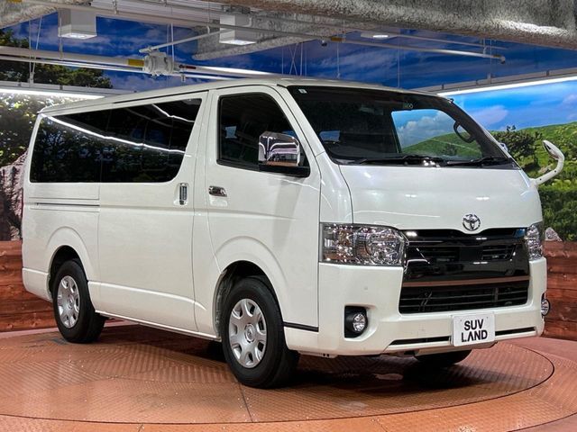 TOYOTA HIACE van 2WD 2022