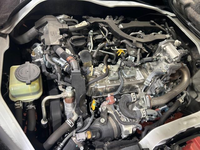 TOYOTA HIACE van 2WD 2022