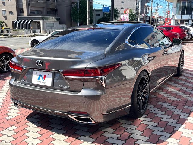 TOYOTA LEXUS LS500 2018