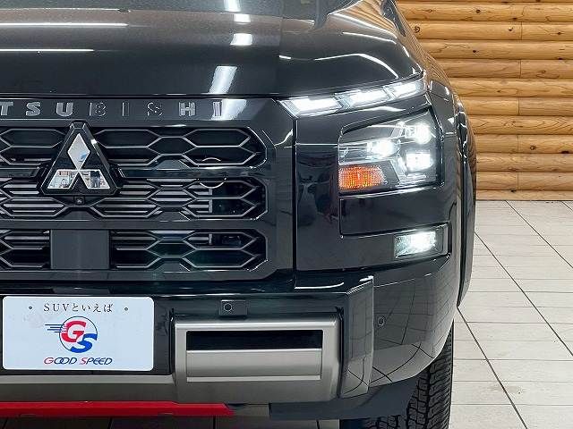 MITSUBISHI TRITON 2025