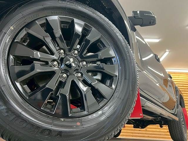 MITSUBISHI TRITON 2025