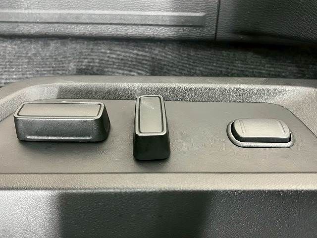 MITSUBISHI TRITON 2025