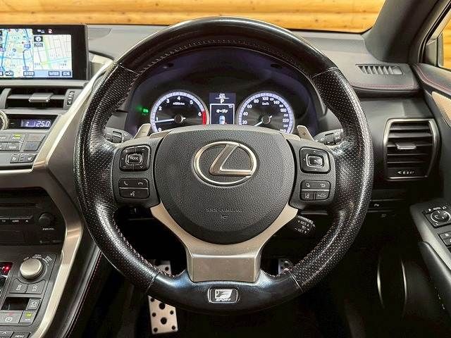 TOYOTA LEXUS NX200t 2016