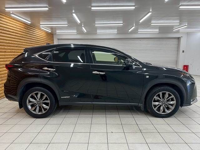 TOYOTA LEXUS NX200t 2016