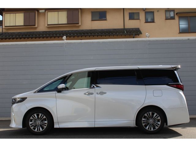 TOYOTA ALPHARD 2024
