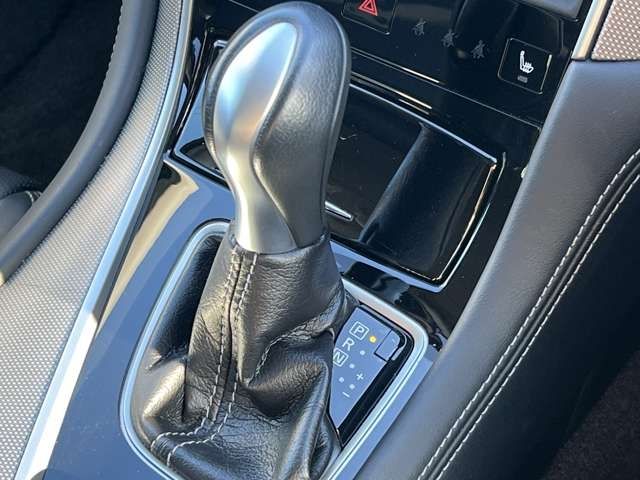 NISSAN SKYLINE HYBRID 2015