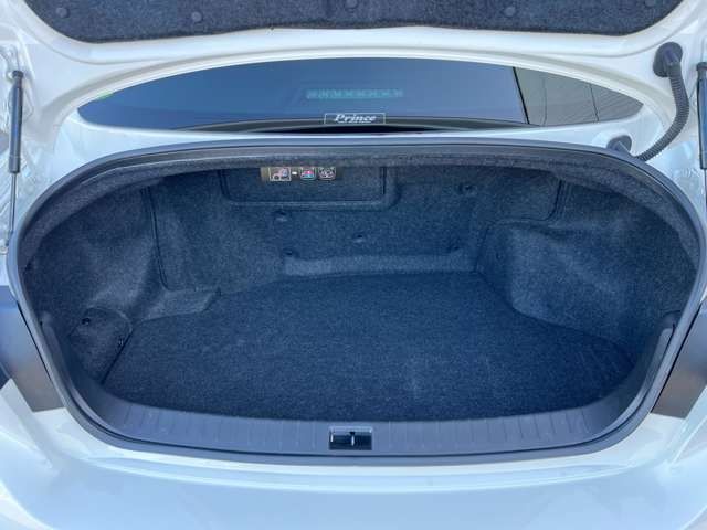 NISSAN SKYLINE HYBRID 2015