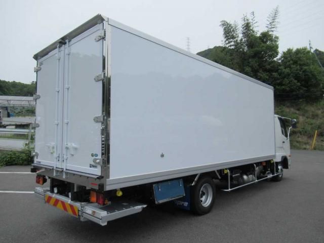 MITSUBISHI FUSOU FIGHTER 2025