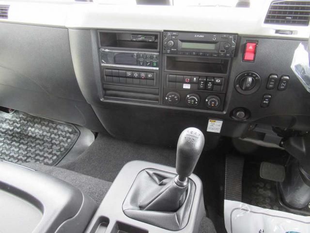 MITSUBISHI FUSOU FIGHTER 2025