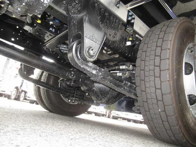 MITSUBISHI FUSOU FIGHTER 2025