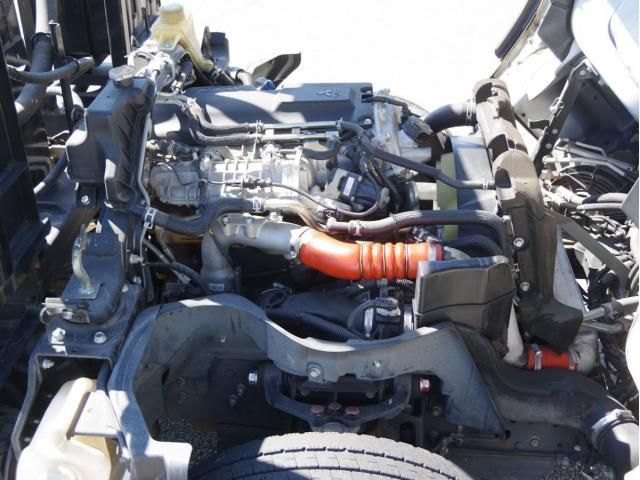 MITSUBISHI CANTER 2019