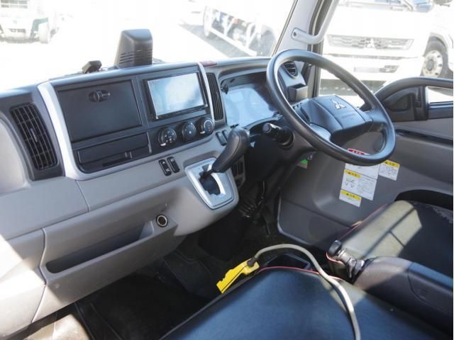 MITSUBISHI CANTER 2019