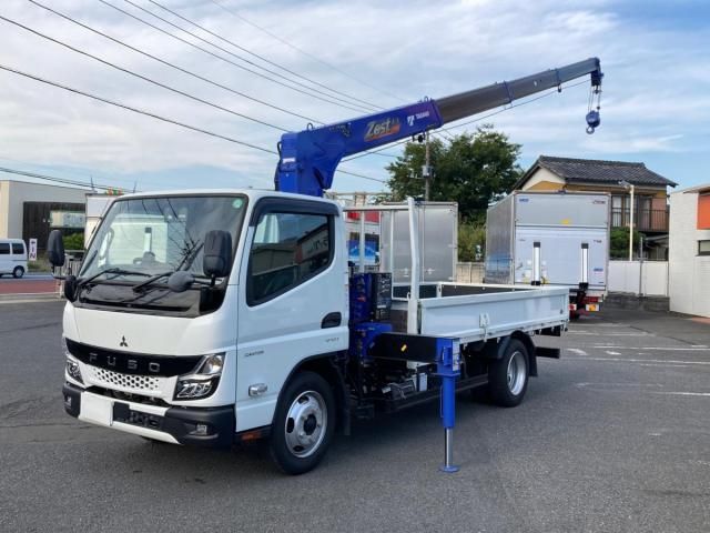 MITSUBISHI CANTER 2023