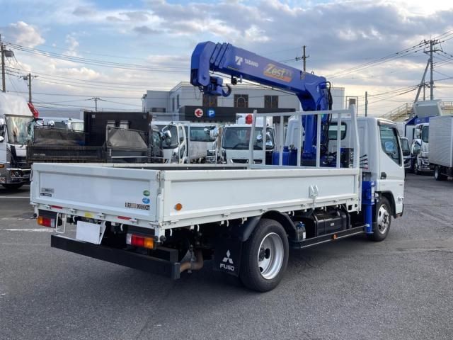 MITSUBISHI CANTER 2023