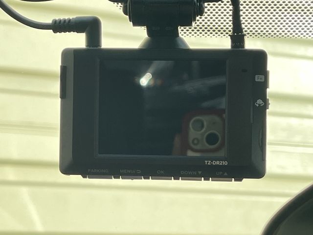 TOYOTA YARIS CROSS HYBRID 2023