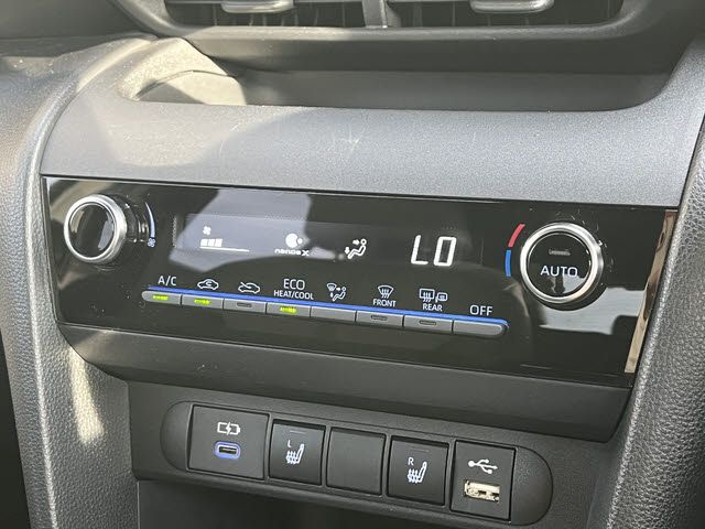 TOYOTA YARIS CROSS HYBRID 2023