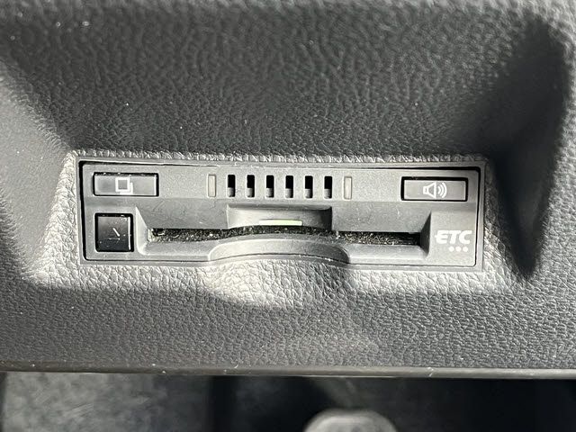 TOYOTA YARIS CROSS HYBRID 2023