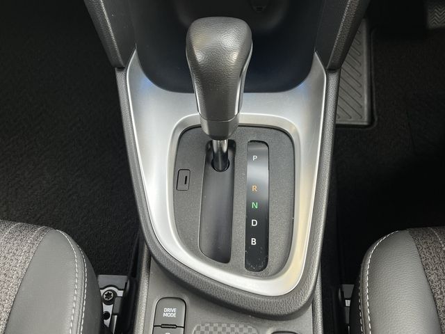 TOYOTA YARIS CROSS HYBRID 2023