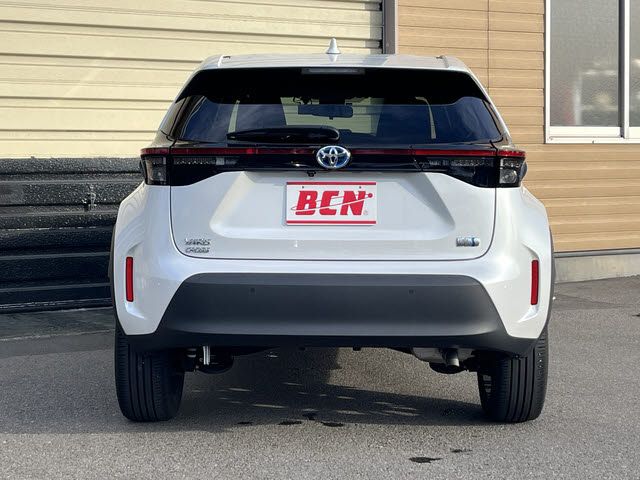 TOYOTA YARIS CROSS HYBRID 2023