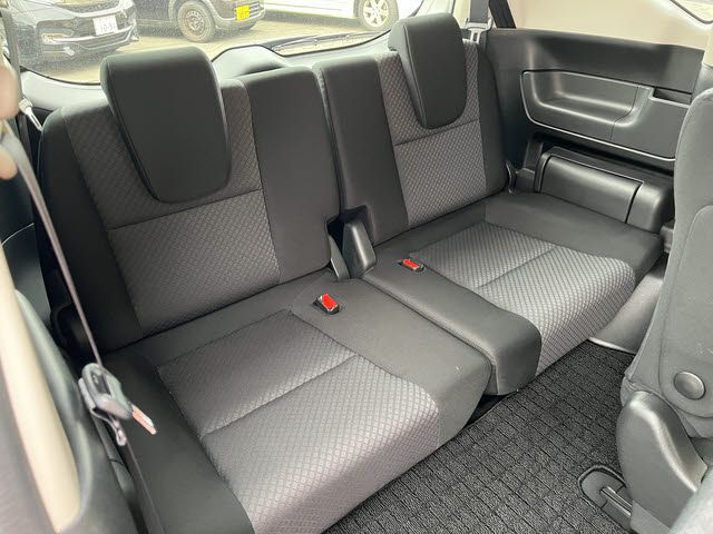 HONDA FREED HYBRID 2023