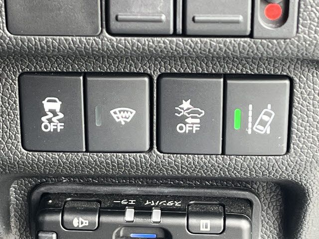 HONDA FREED HYBRID 2023