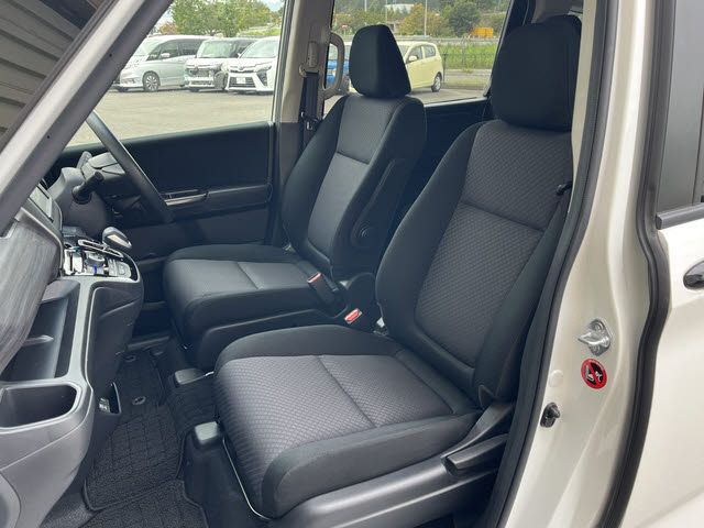 HONDA FREED HYBRID 2023