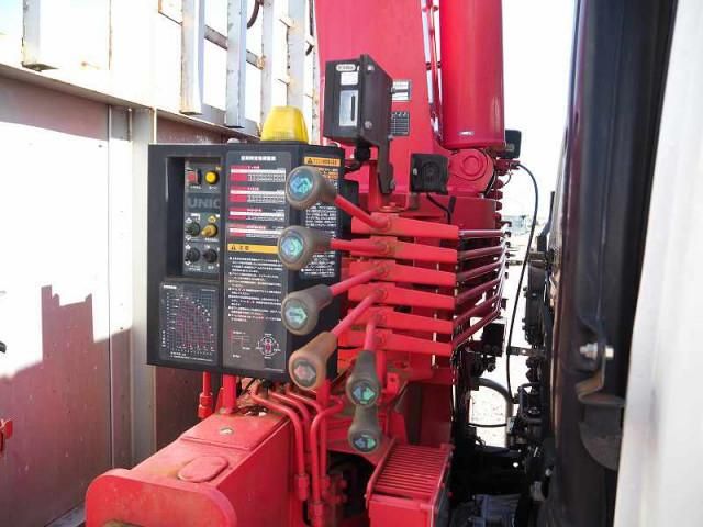 MITSUBISHI FUSOU FIGHTER 2013