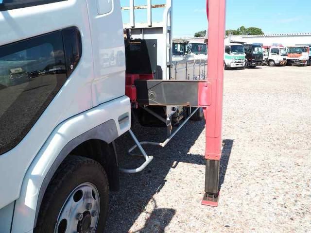 MITSUBISHI FUSOU FIGHTER 2013