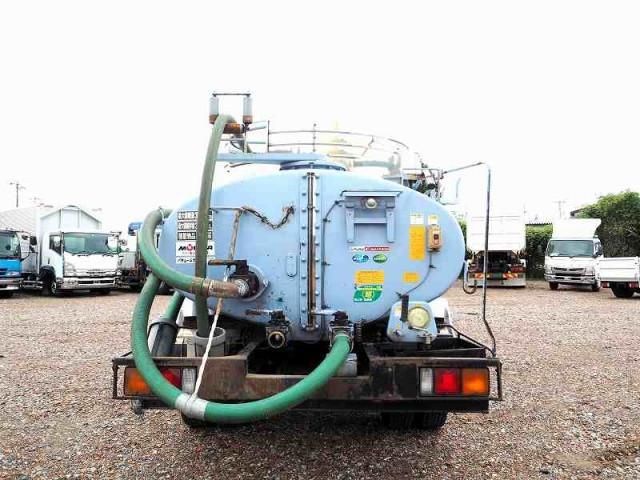 MITSUBISHI CANTER 2011