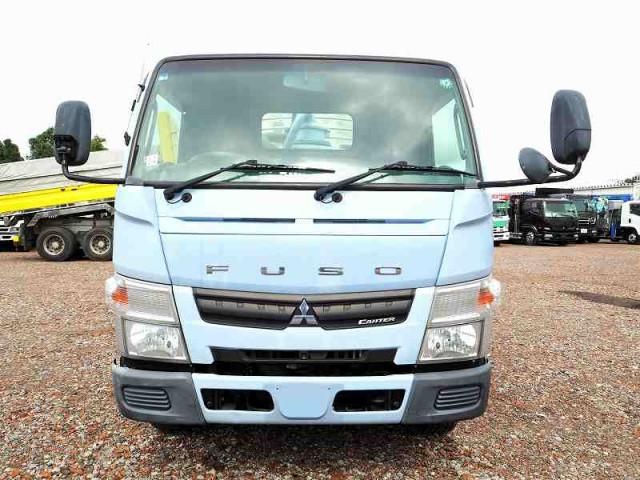 MITSUBISHI CANTER 2011