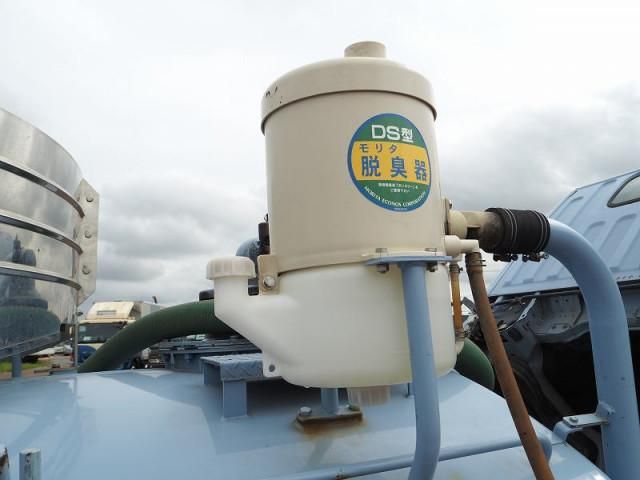 MITSUBISHI CANTER 2011