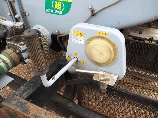 MITSUBISHI CANTER 2011