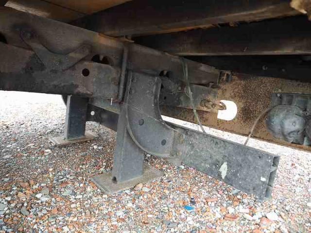 MITSUBISHI FUSOU FIGHTER 2002