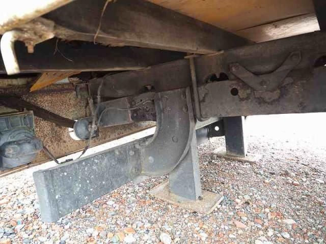 MITSUBISHI FUSOU FIGHTER 2002