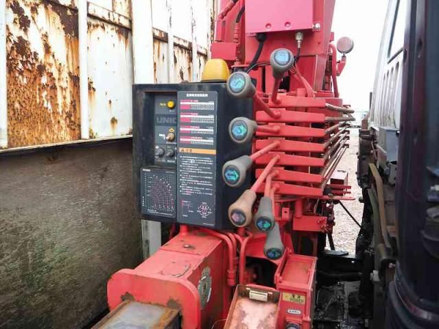 MITSUBISHI FUSOU FIGHTER 2002