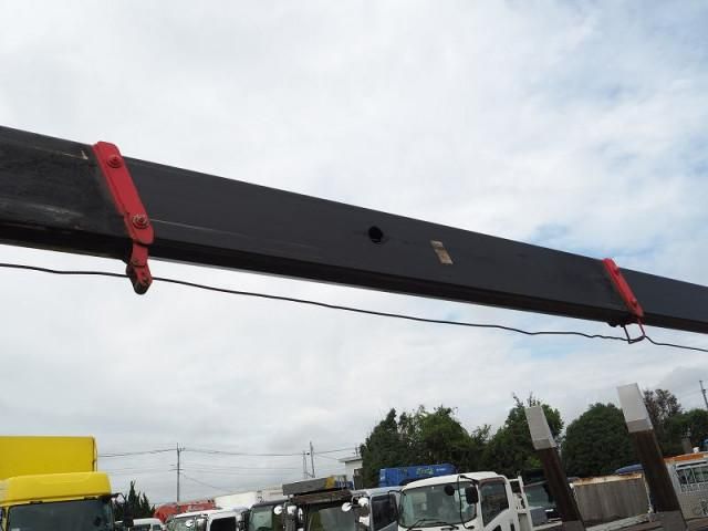 MITSUBISHI FUSOU FIGHTER 2002