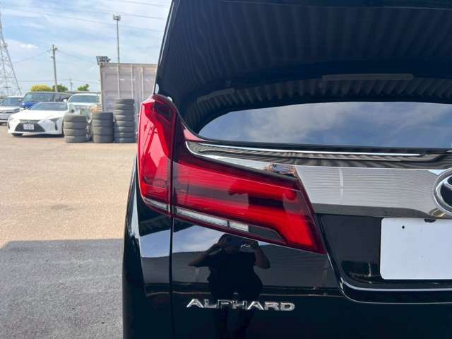 TOYOTA ALPHARD 2019