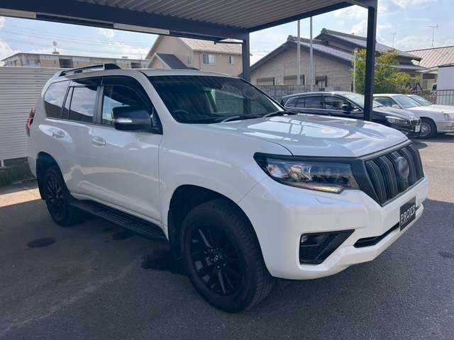 TOYOTA LANDCRUISER PRADO 2023