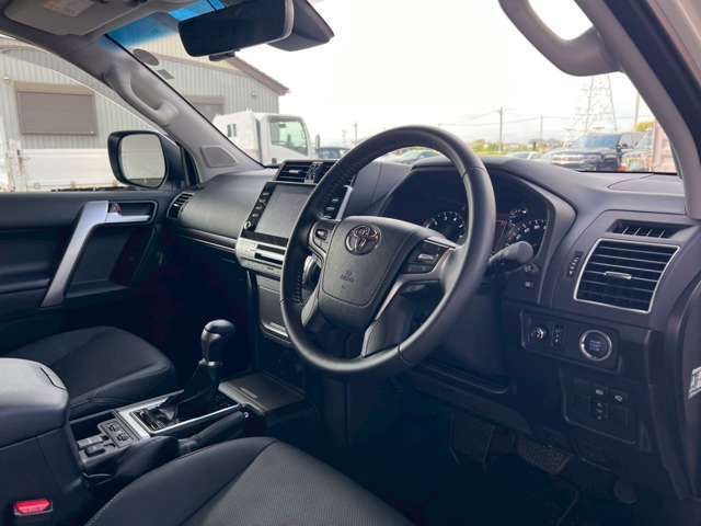 TOYOTA LANDCRUISER PRADO 2023