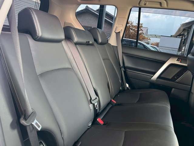 TOYOTA LANDCRUISER PRADO 2023